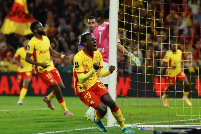 Trận bán kết cúp bóng đá Pháp hứa hẹn hấp dẫn.